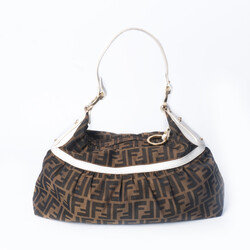 FENDI FENDI  ZUCCA BAUGETTE FF CHEF MM WHITE  STRAP