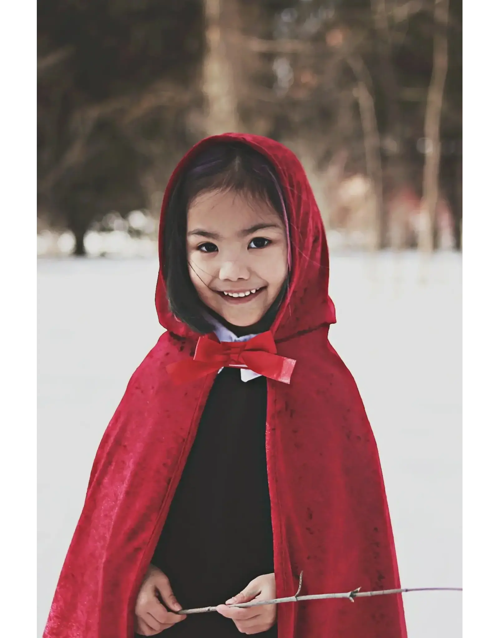Great Pretenders Little Red Riding Hood Cape Size 7-8