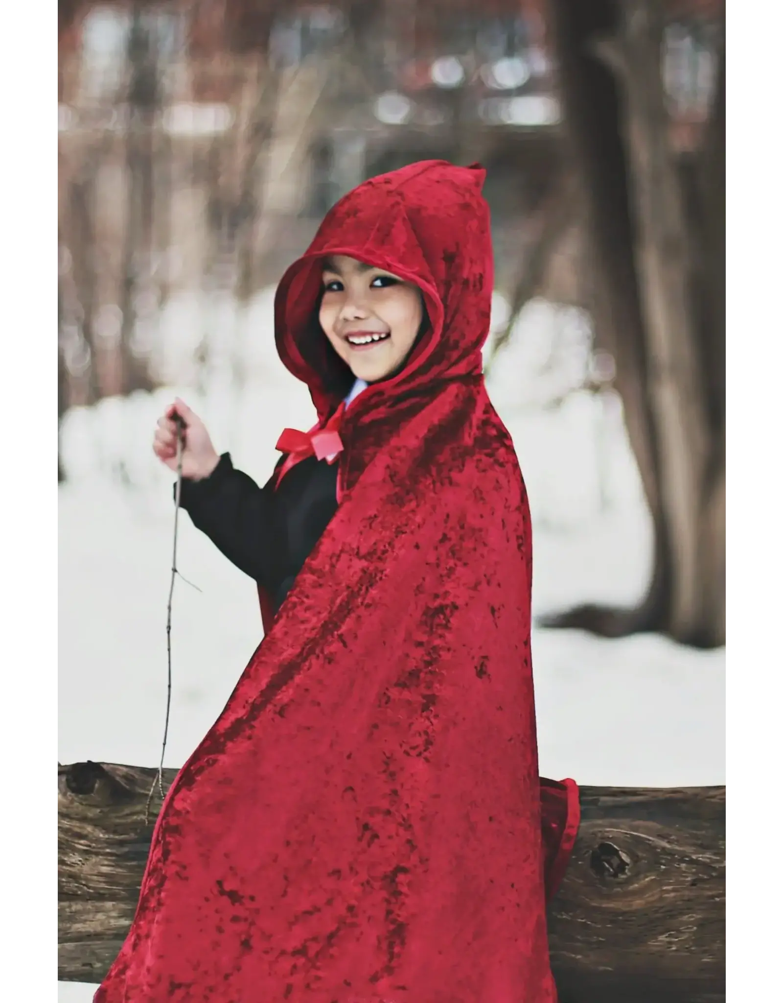 Great Pretenders Little Red Riding Hood Cape Size 7-8