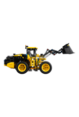 LEGO Technic 42209 Volvo L120 Electric Wheel Loader LEGO Technic 42209 Volvo L120 Electric Wheel Loader