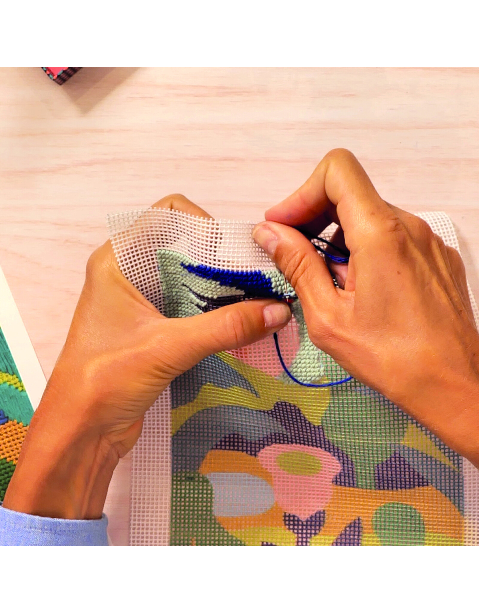 Djeco Atelier 65 : Needlepoint - Countryside