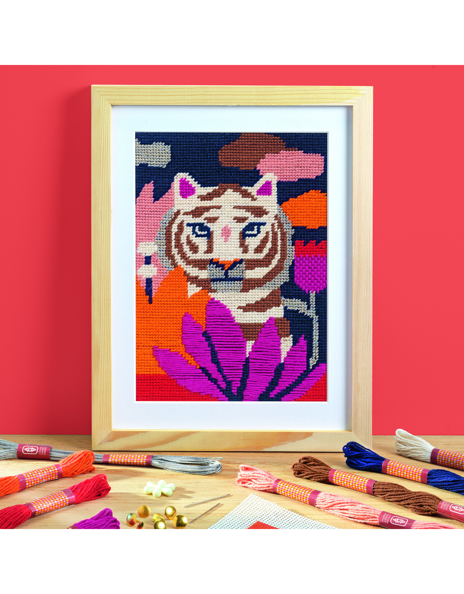 Djeco Atelier 64 : Needlepoint - Wild cat