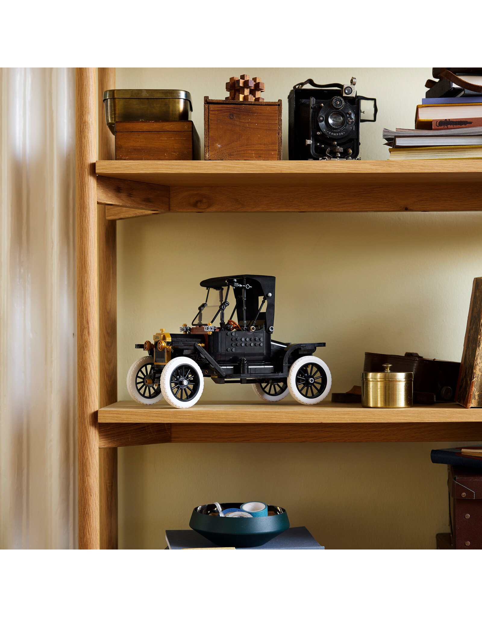 LEGO Icons 11376 Ford Model T