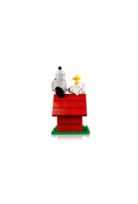 LEGO Ideas 21368 Peanuts: Snoopy's Doghouse