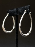 Garbo CLEARANCE: Oval Hoops