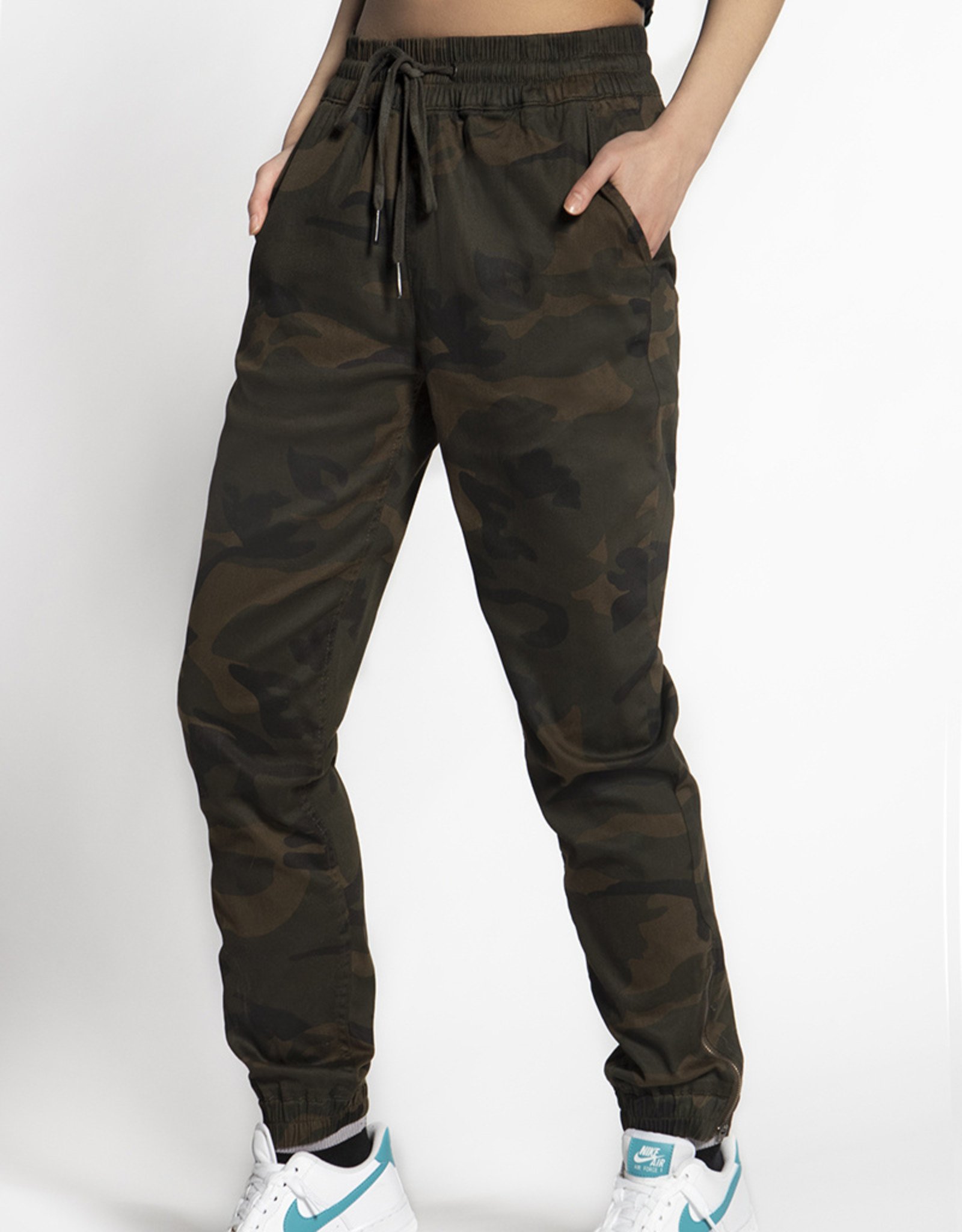 RD Style CLEARANCE: Camo Twill Jogger