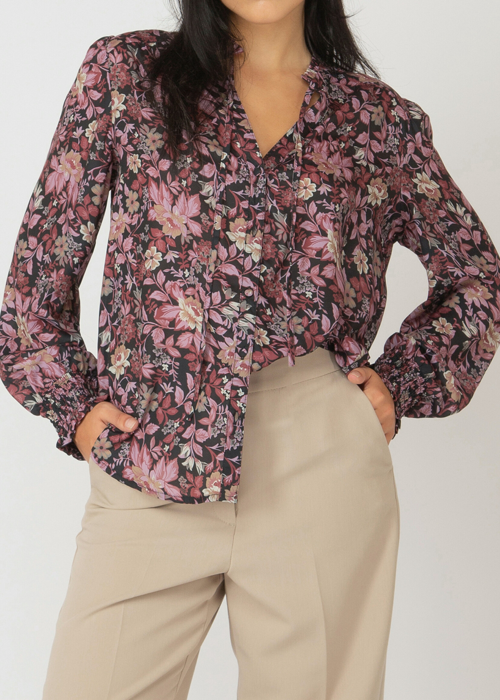 Black Tape CLEARANCE: Floral Tie Blouse