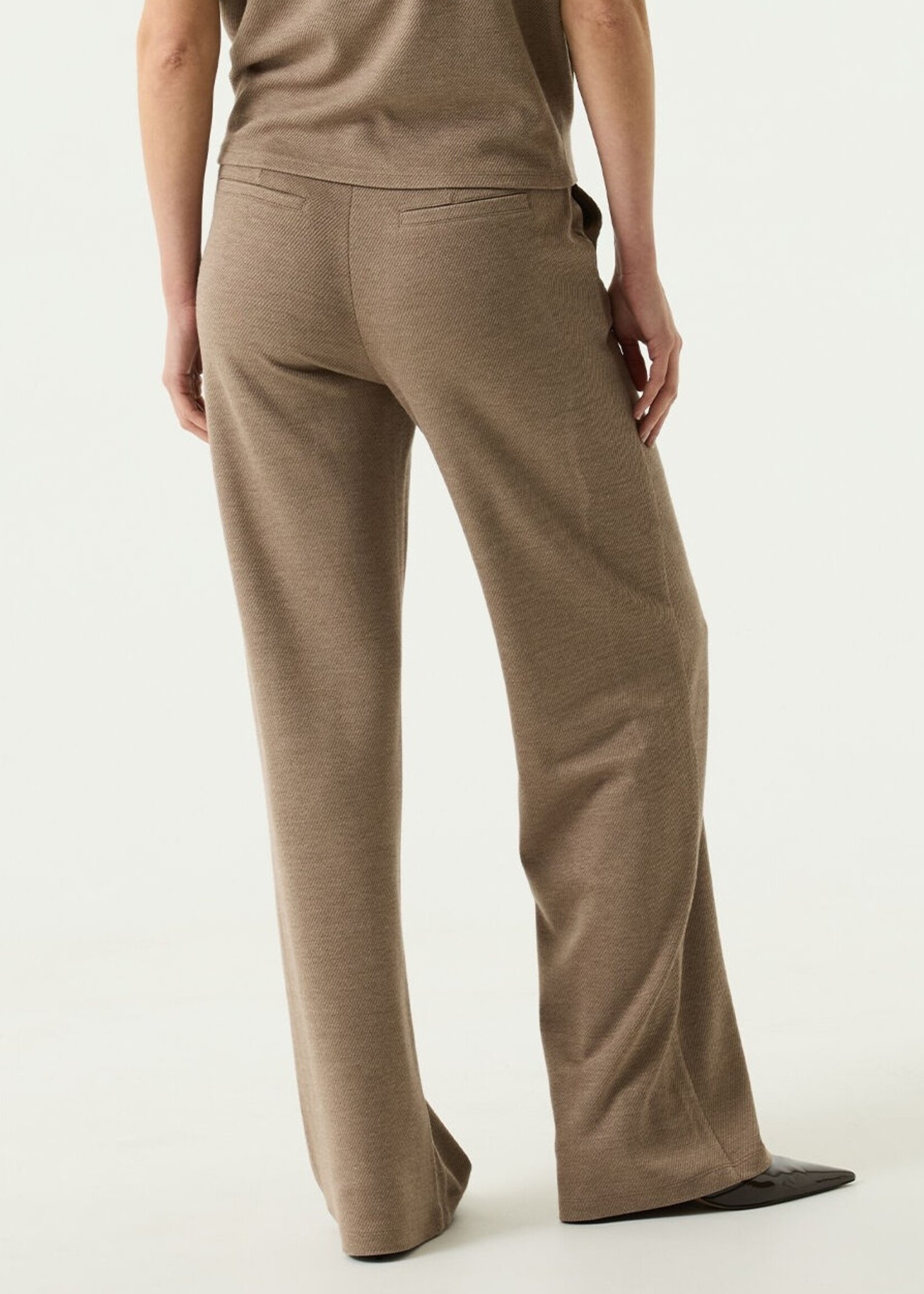 Garcia Straight-Leg Tailored Pant