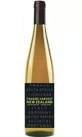 Chasing Harvest Sauvignon Blanc Marlborough New Zealand 2022 750ml