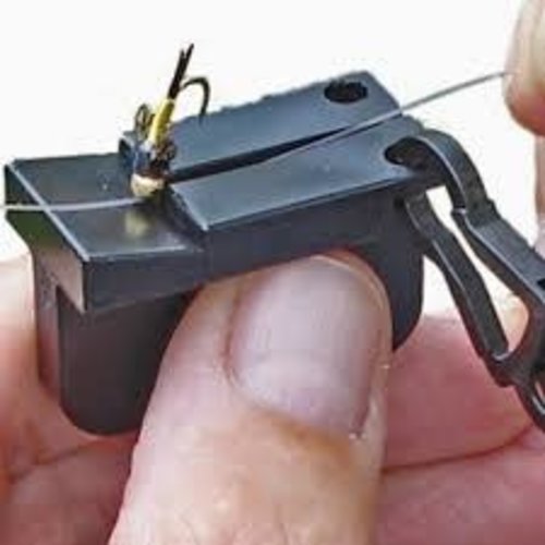 Angler Image Magnetic Fly Threader Angler Image Magnetic Fly Threader