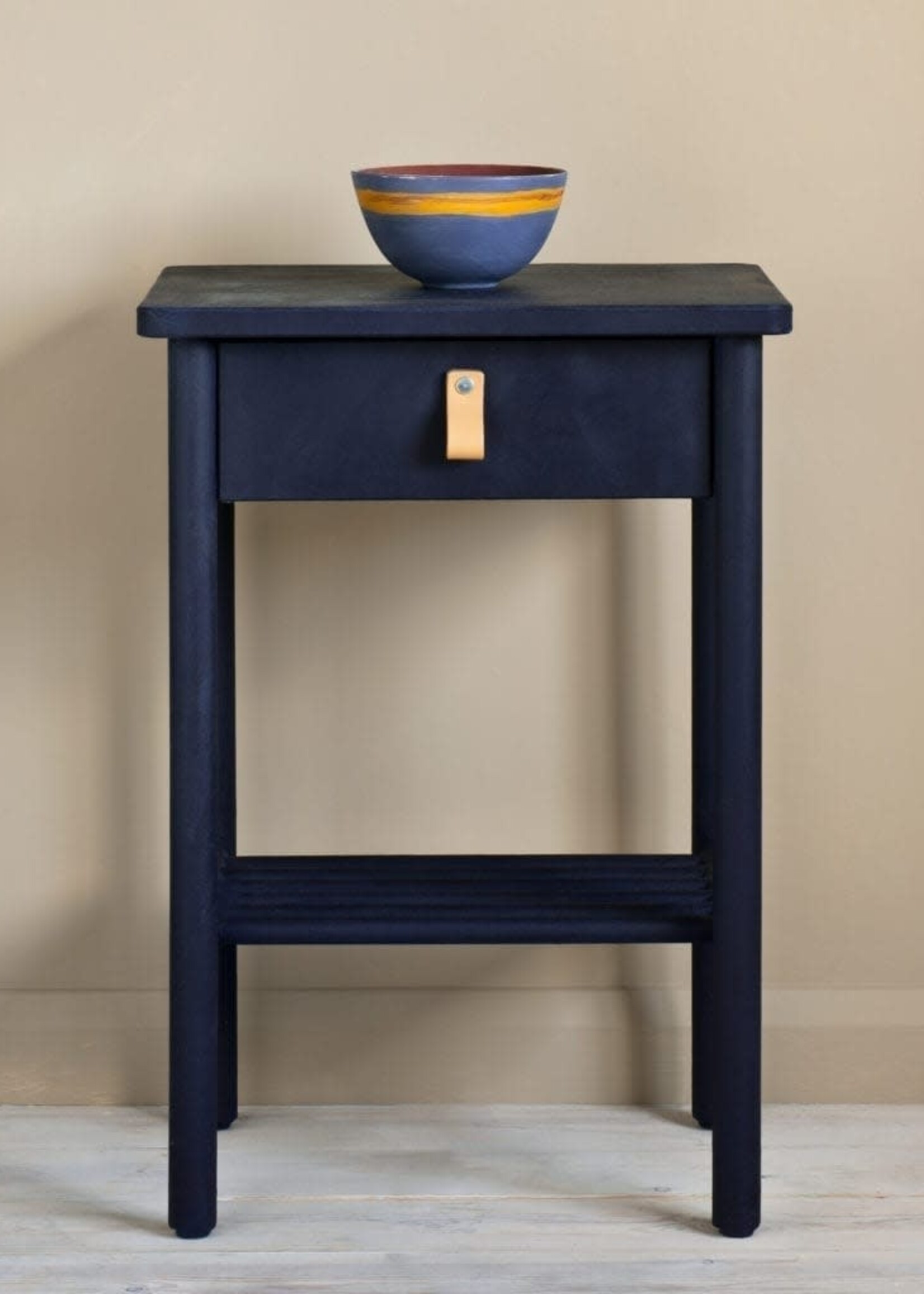 Annie Sloan Oxford Navy 1L Chalk Paint® by Annie Sloan