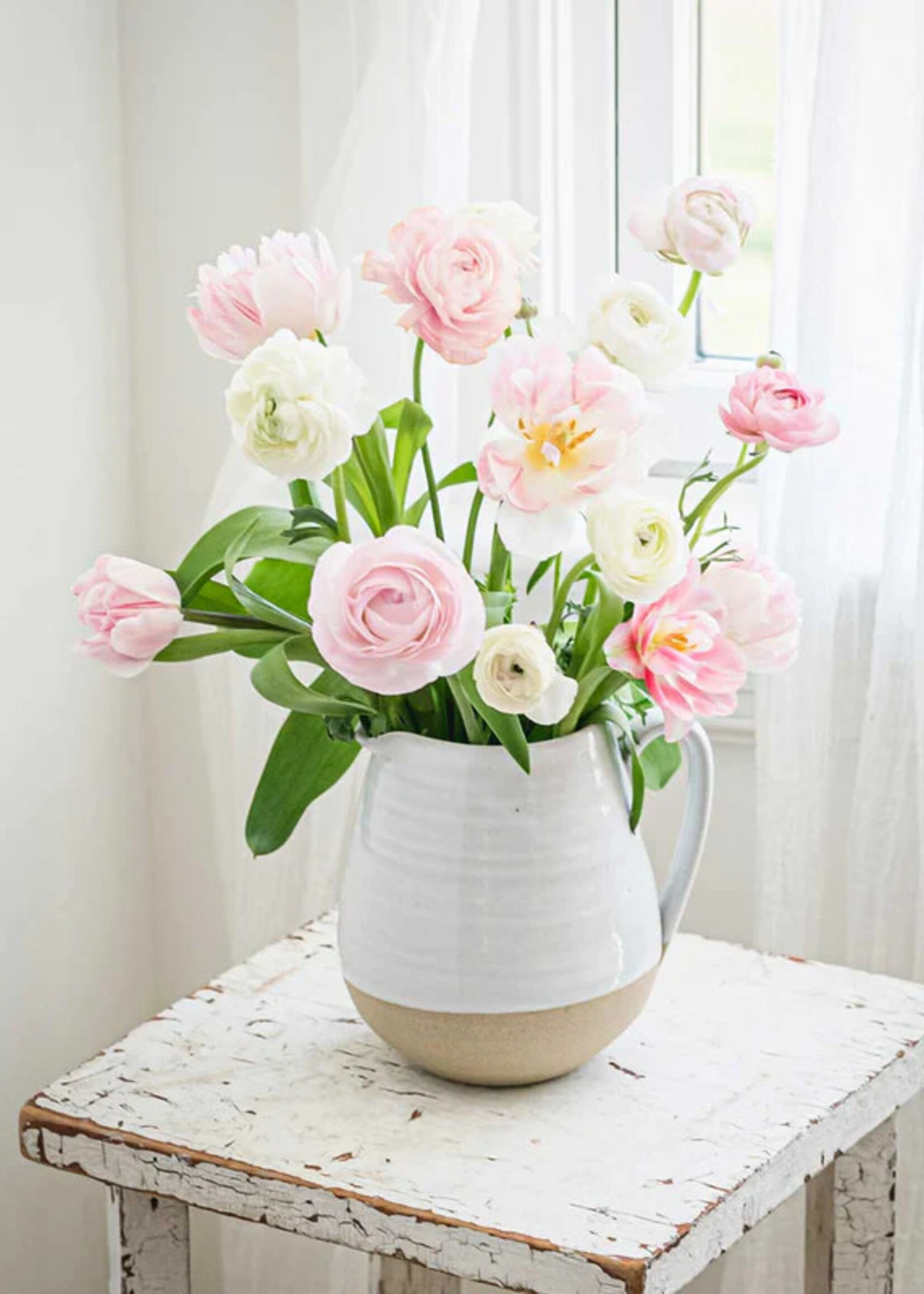 Farmhouse Pottery Farmer's Pitcher (Medium)