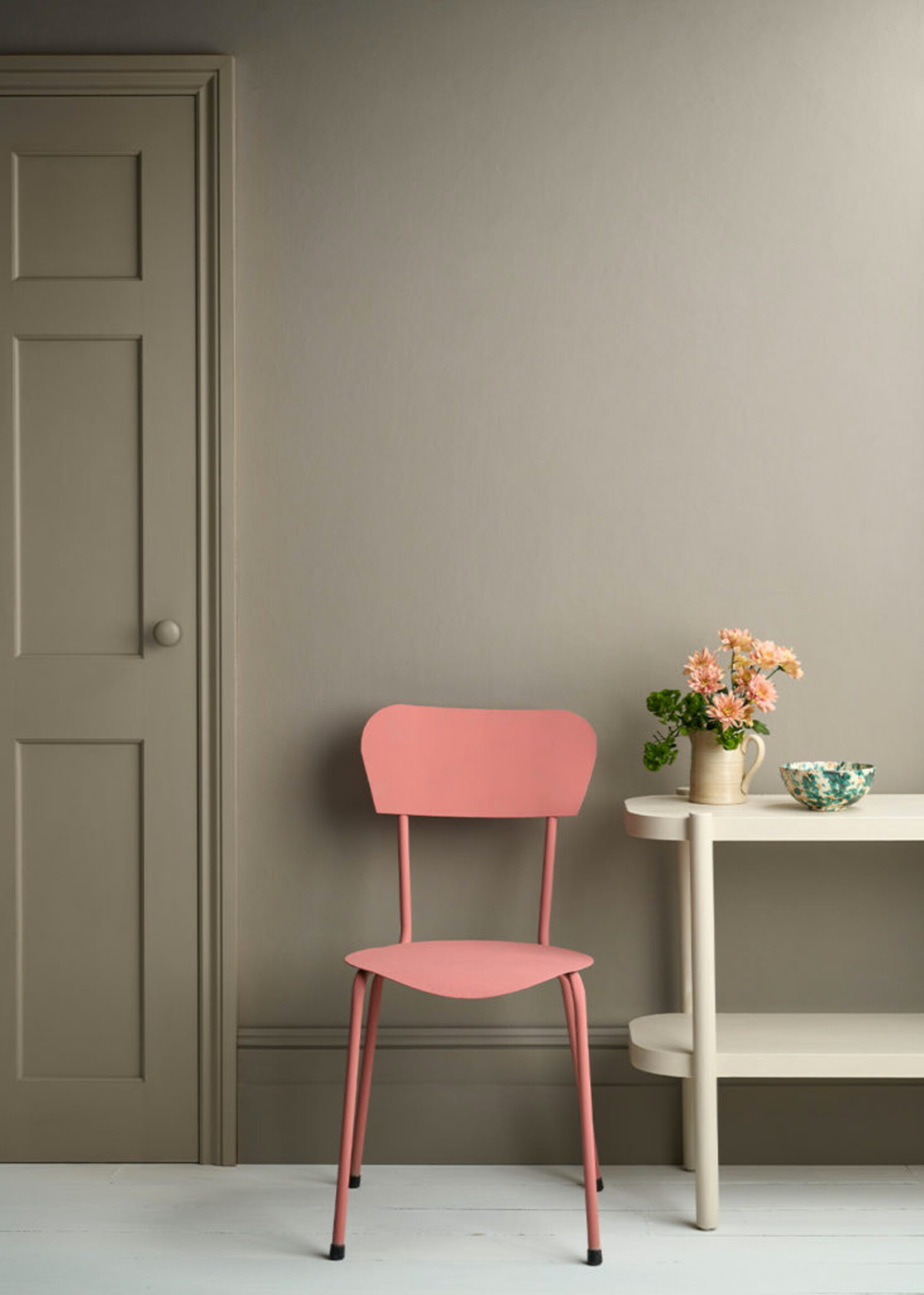 Annie Sloan French Linen 750Ml Satin Paint by Annie Sloan