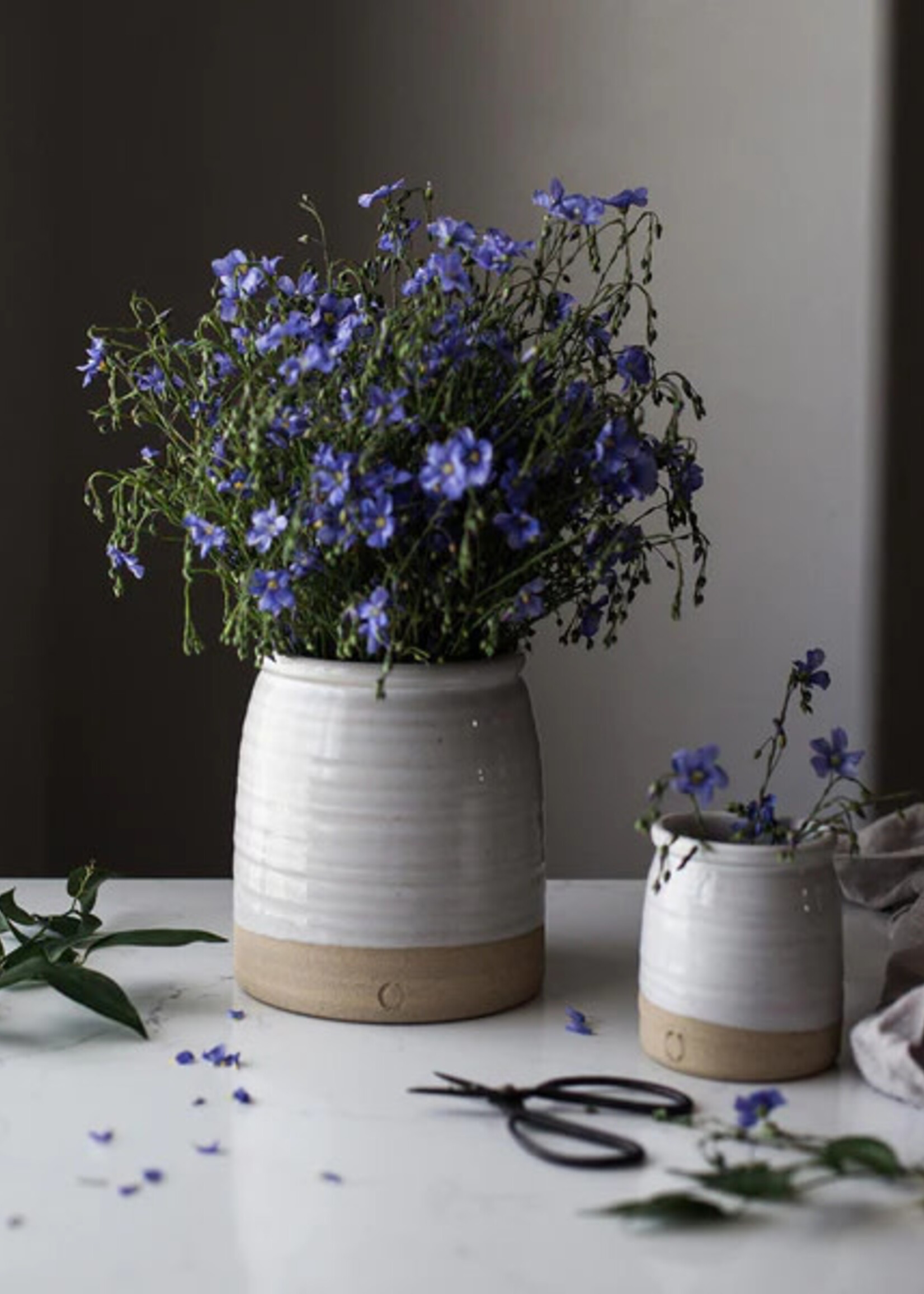 Farmhouse Pottery Beehive Crock (Medium)