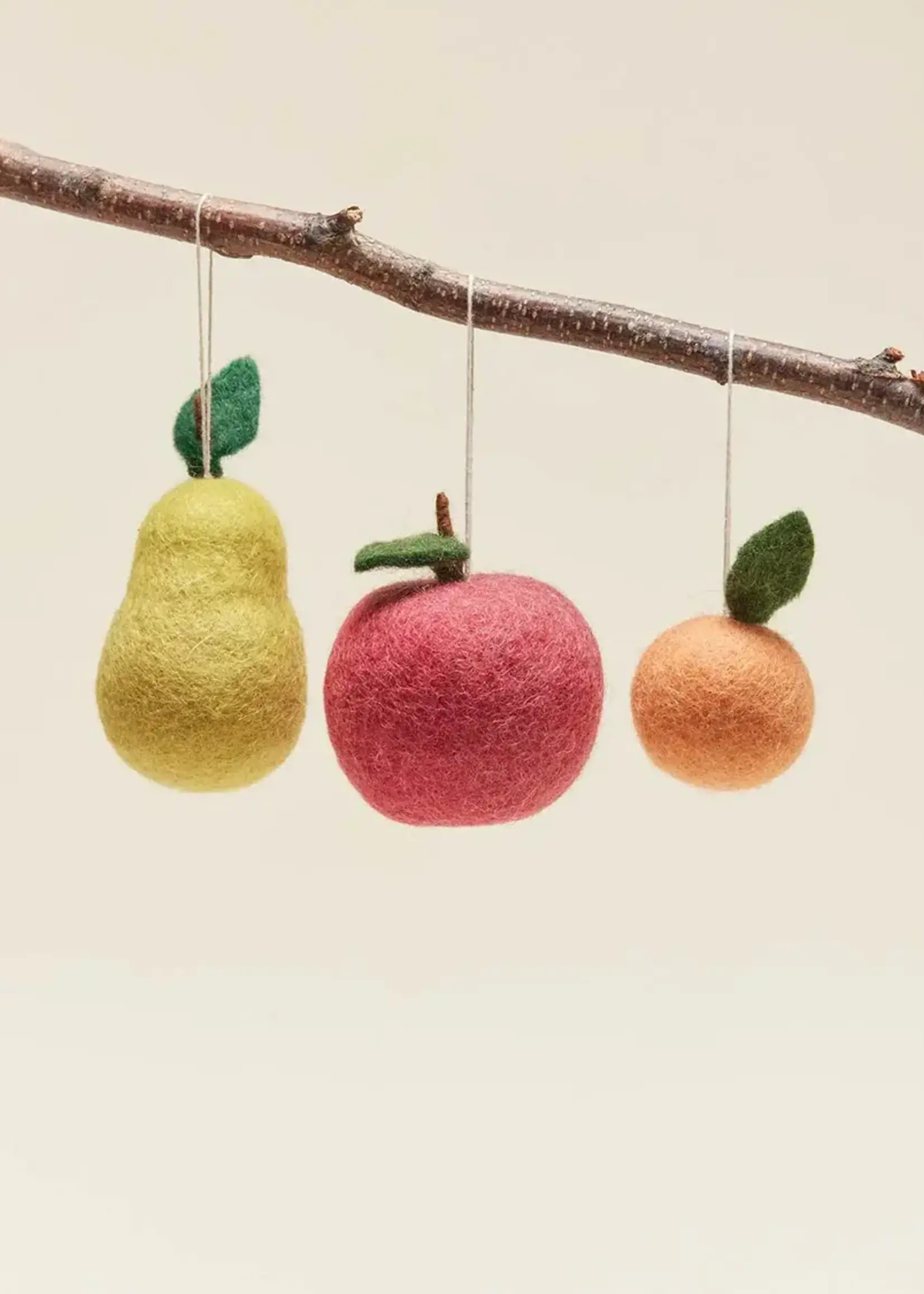 Farmhouse Pottery Felted Clementine Ornament
