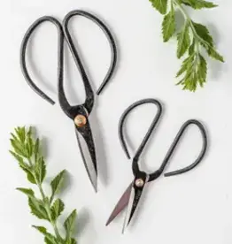 Amie Weaver Designs Black Metal Scissors