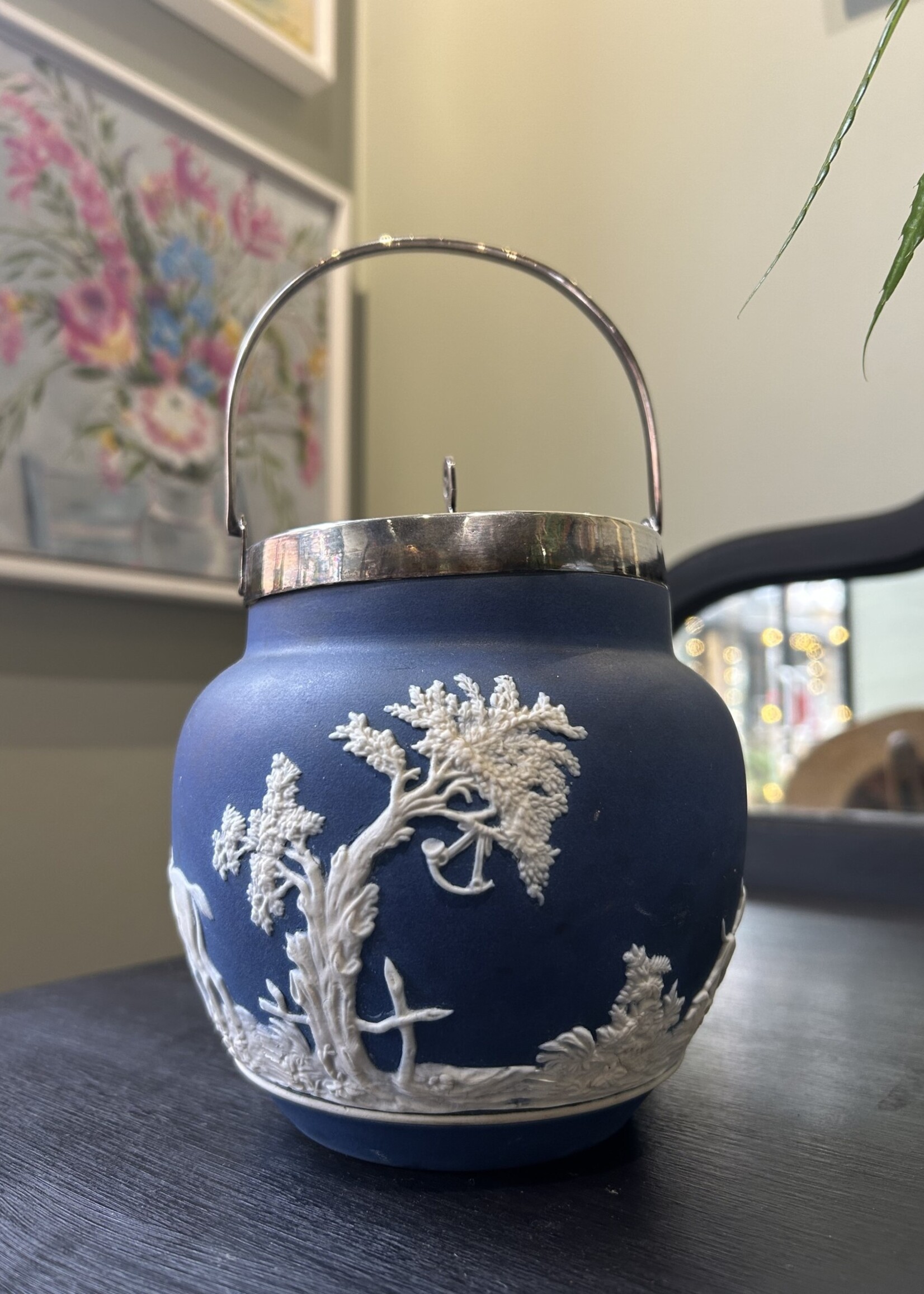 Wedgewood biscuit jar