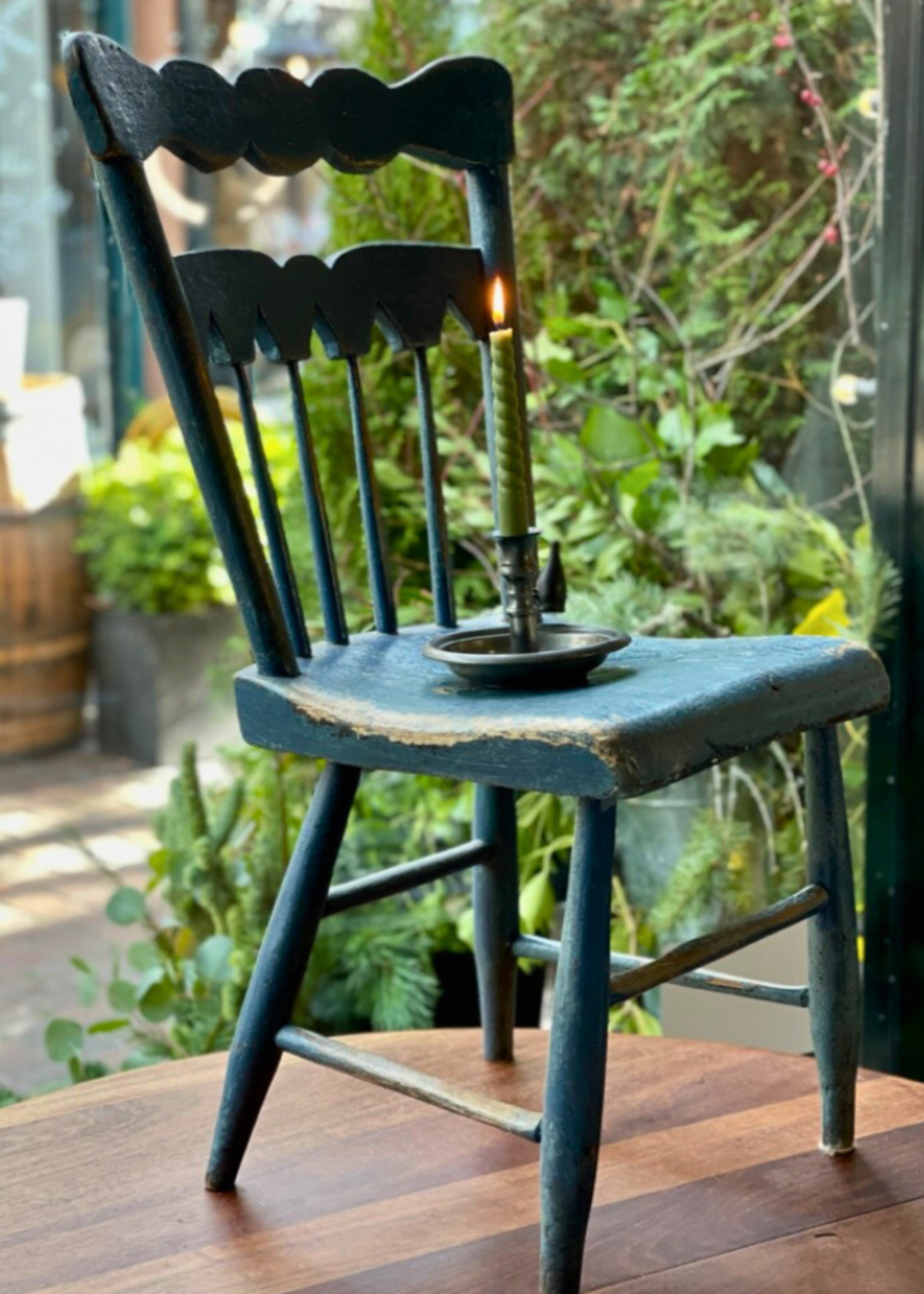 Primitive Tulip Back Chair
