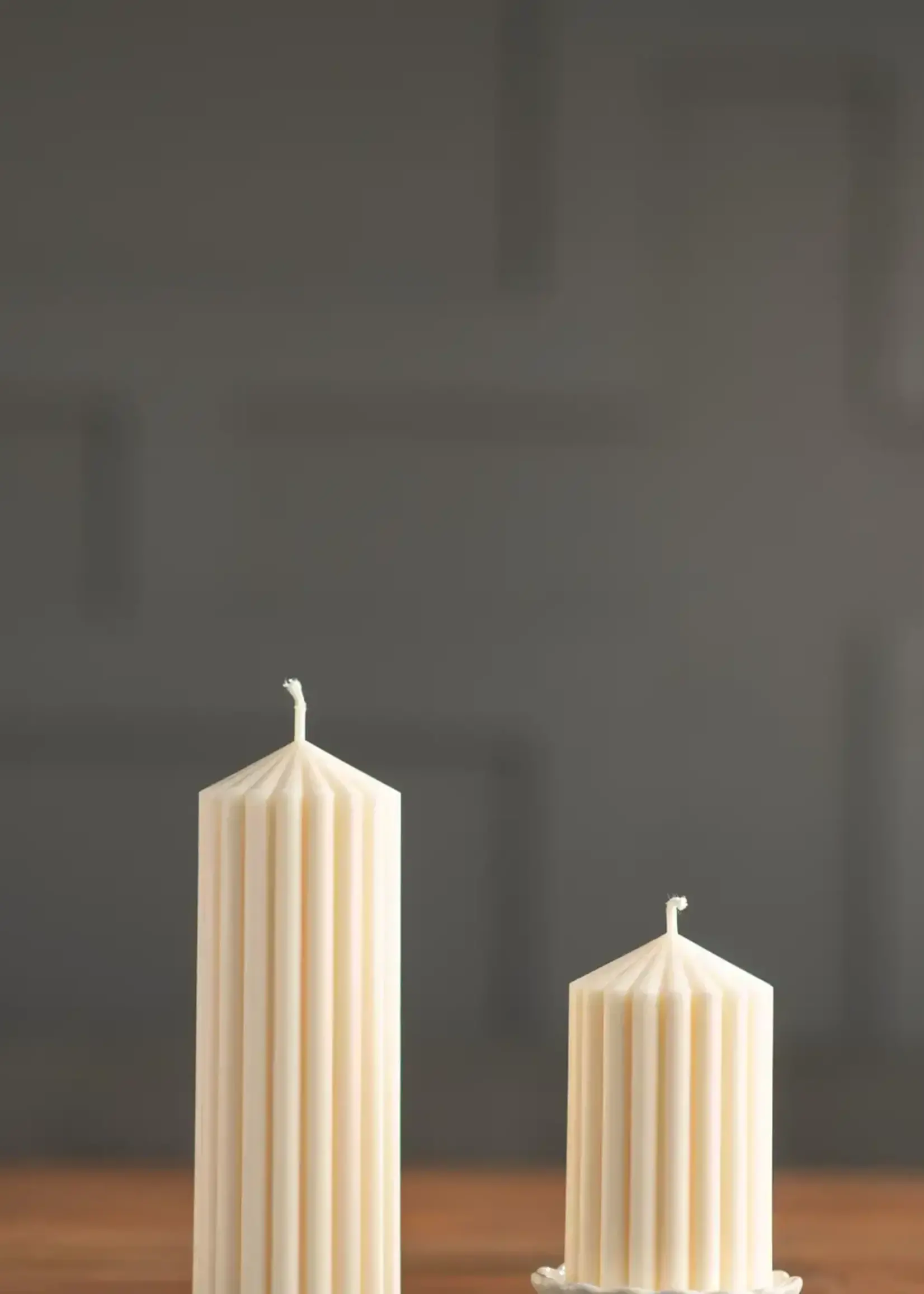 ZOETSTUDIO Ribbed Pillar Candle, 13cm  Cream