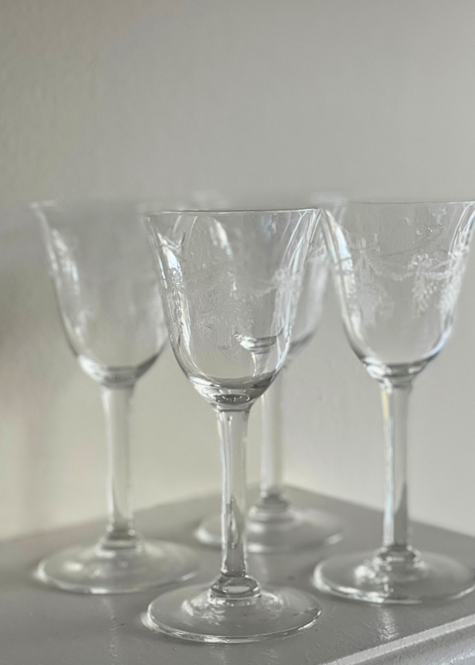 Set of 4 Etched Basket glasses