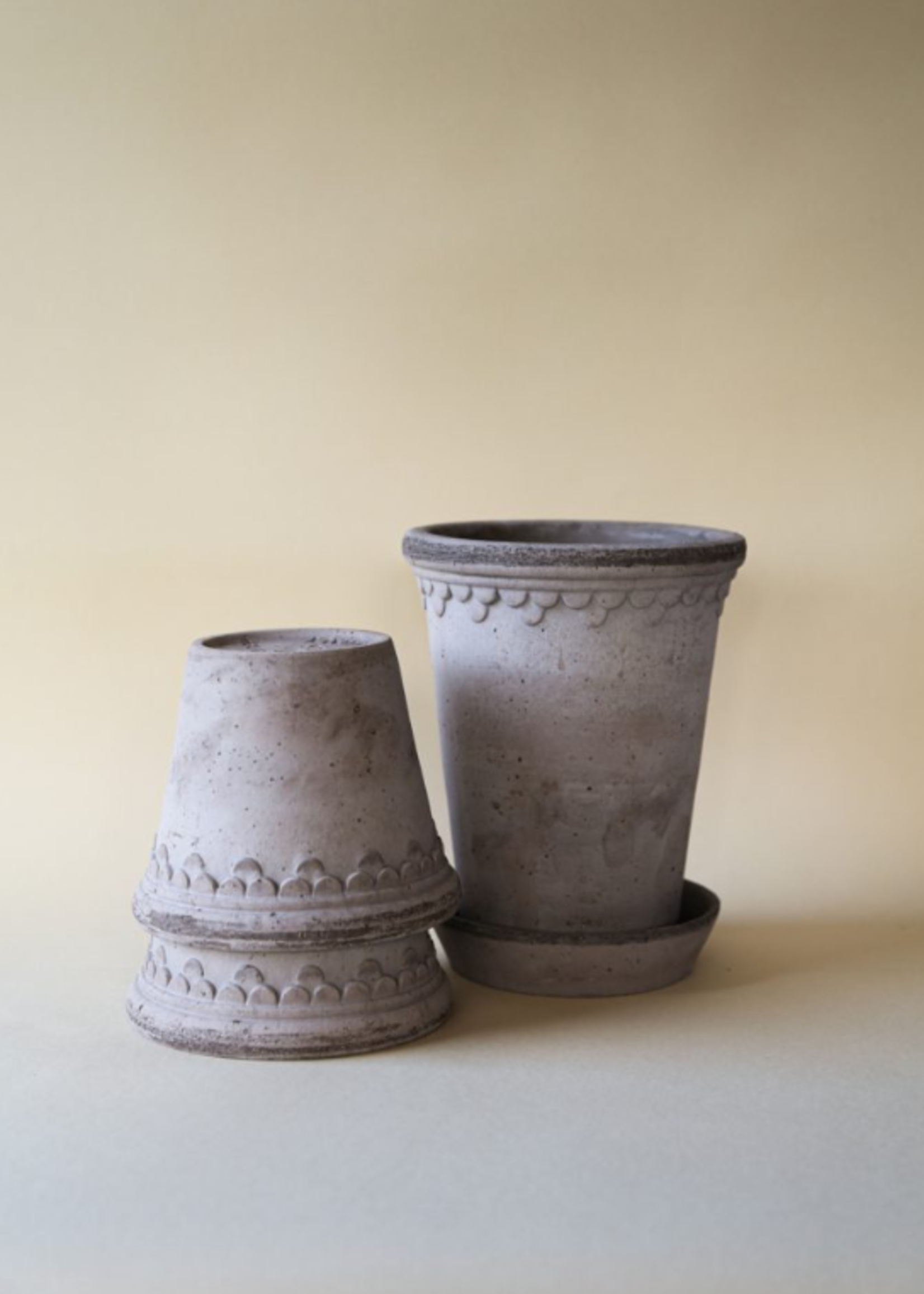 Bergs Potter Bergs Potter COPENHAGEN, Raw Grey 18cm Tall