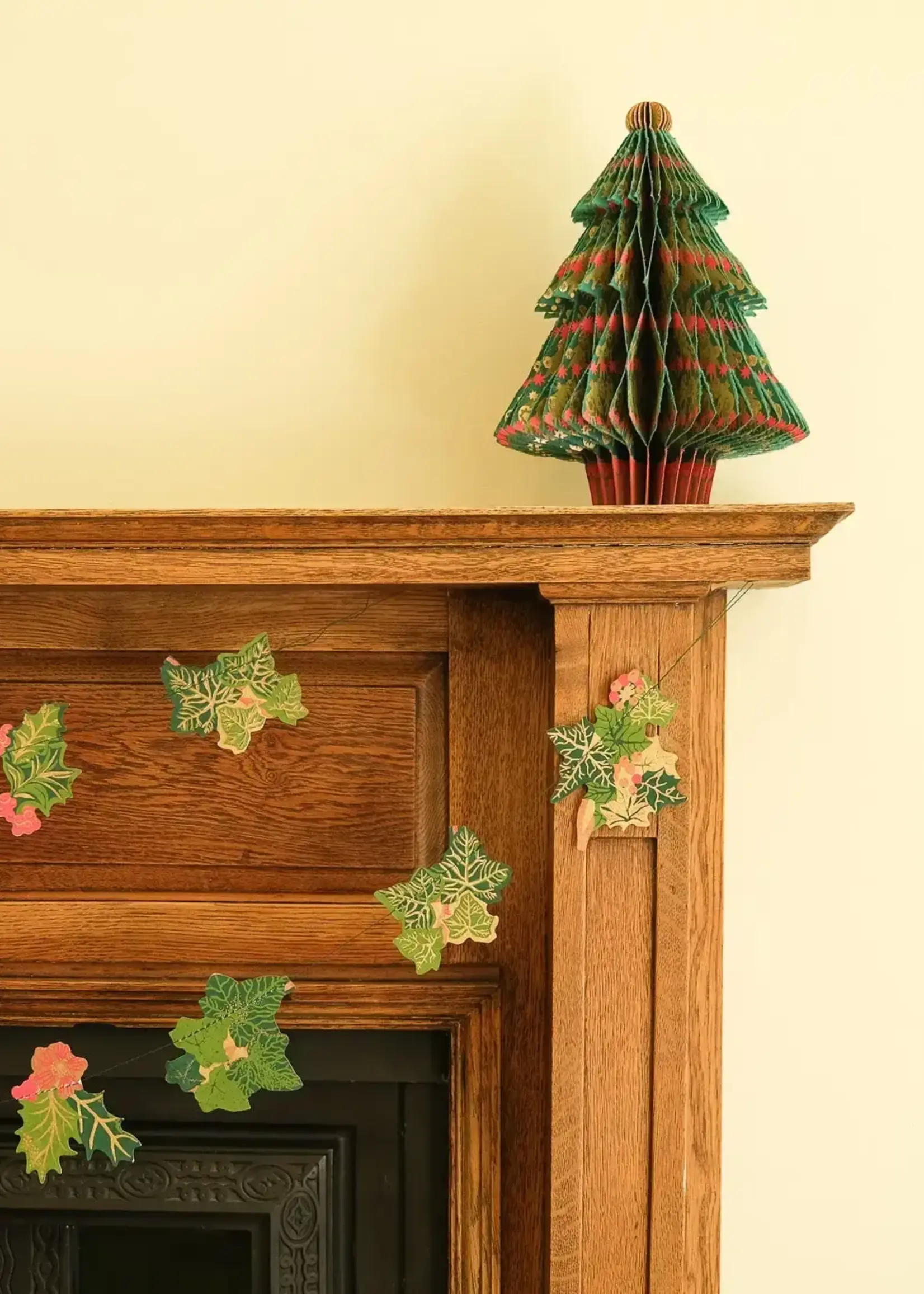 East End Press Holly and Ivy sewn garland