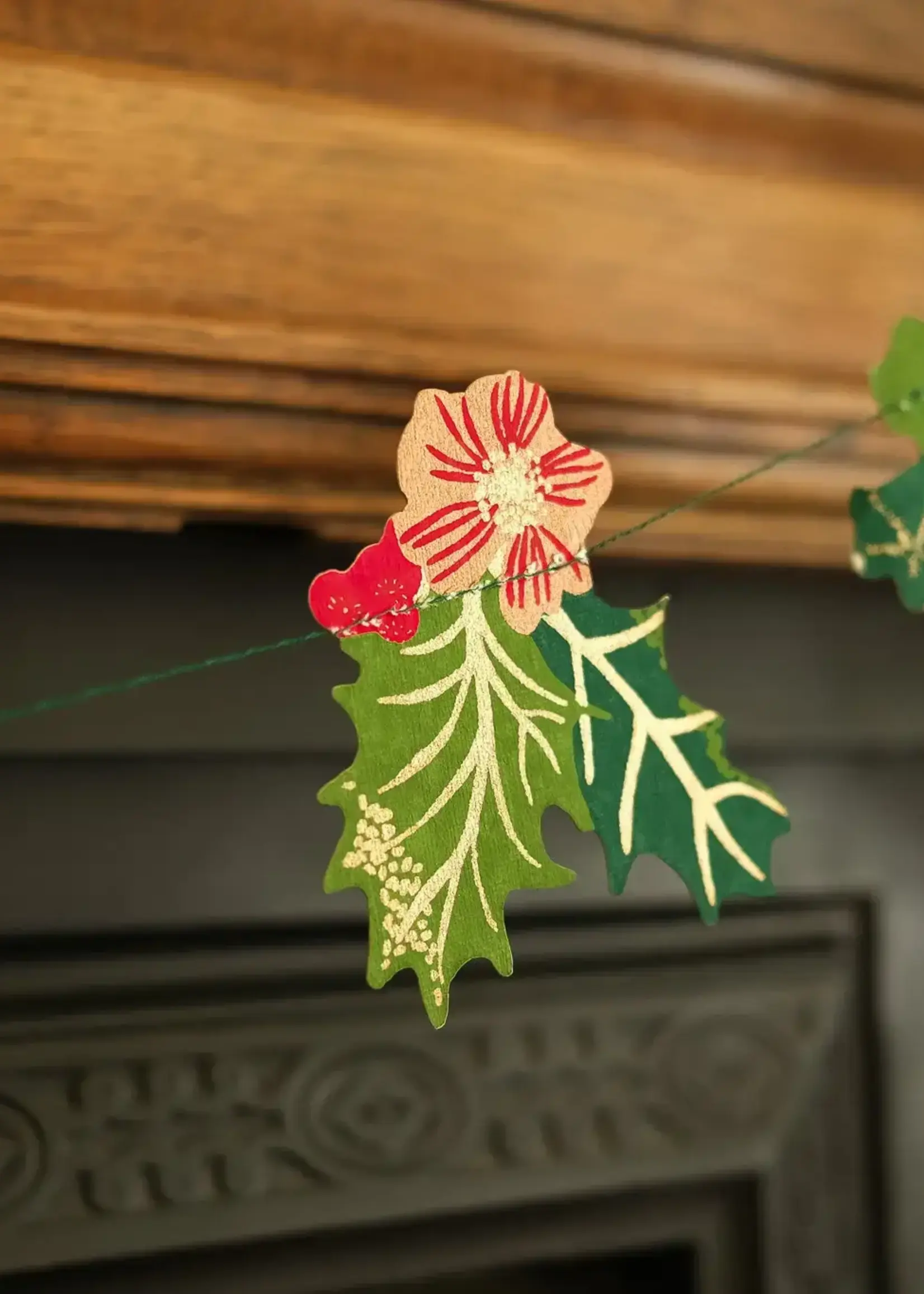 East End Press Holly and Ivy sewn garland