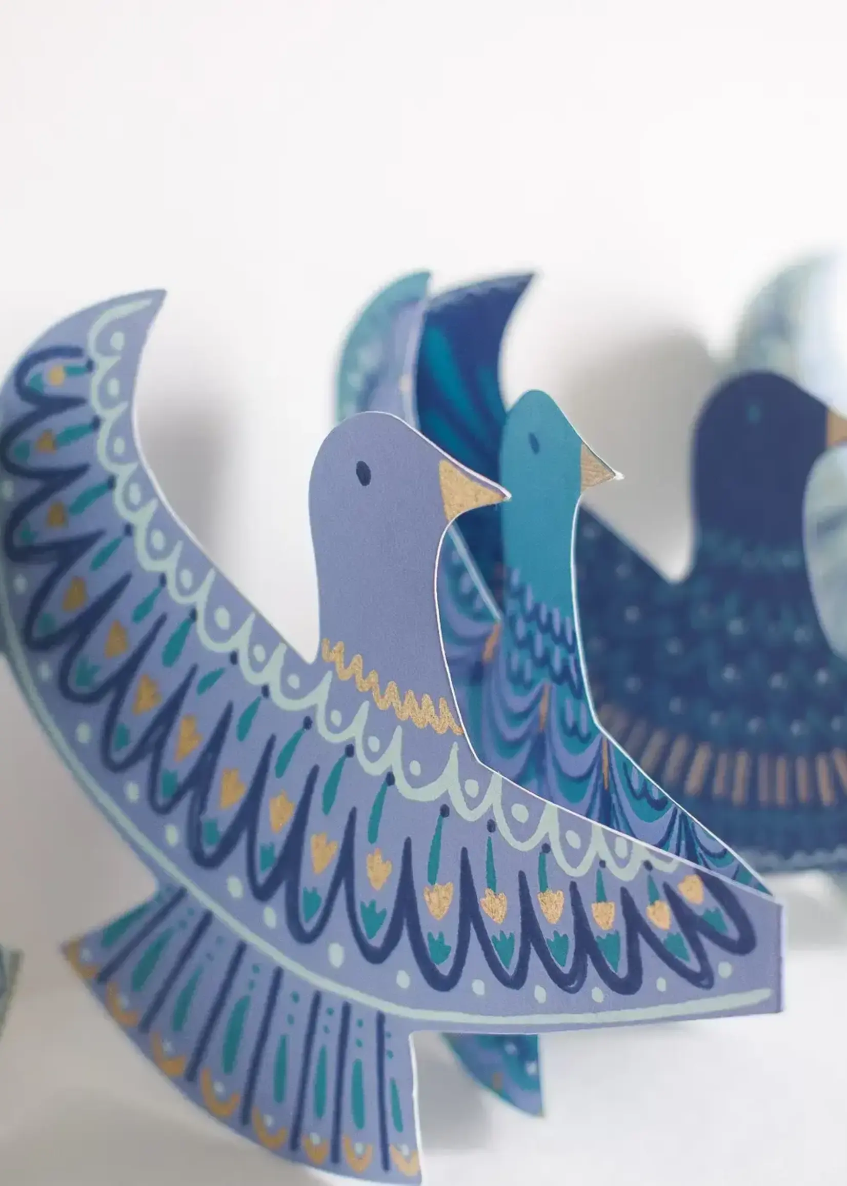 East End Press Peace Dove Concertina Garland