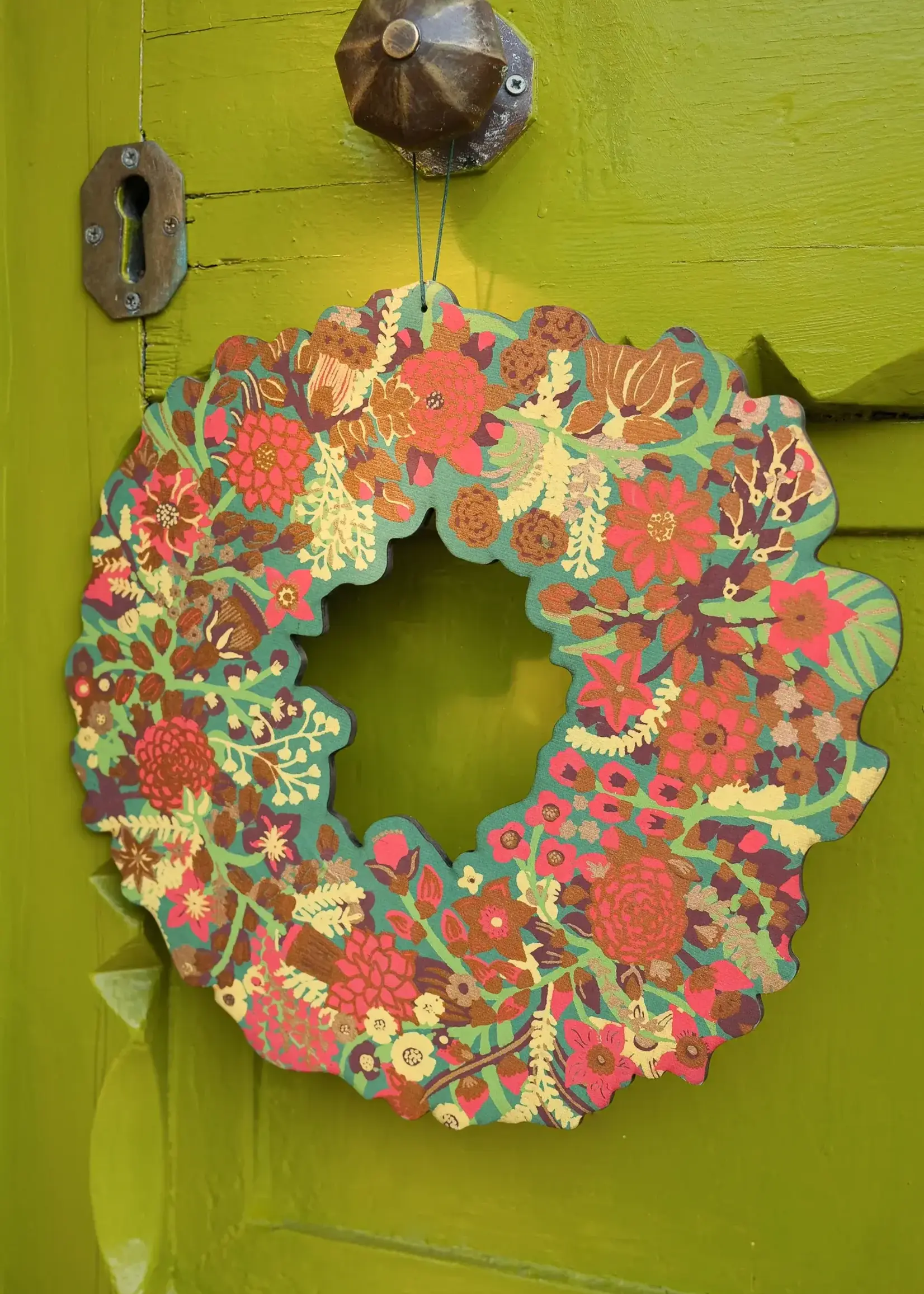 East End Press Christmas Foliage Cotton Board Wreath