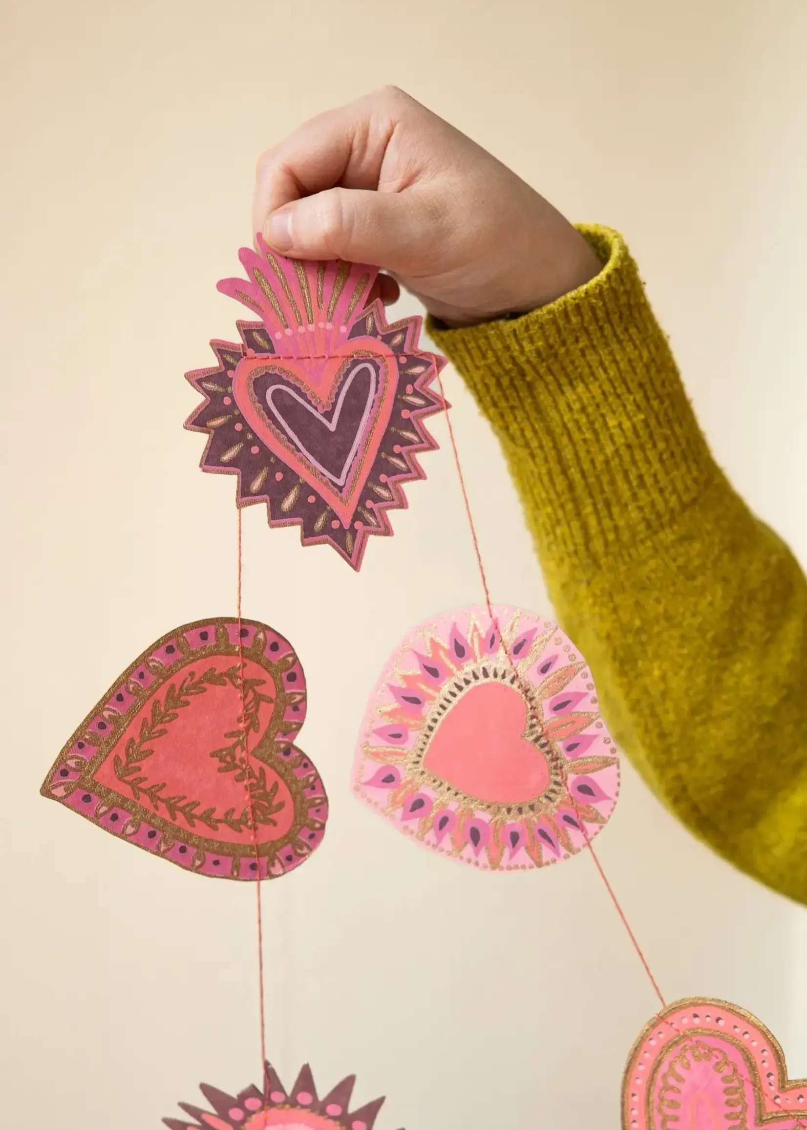 East End Press Sweet Hearts Sewn Garland