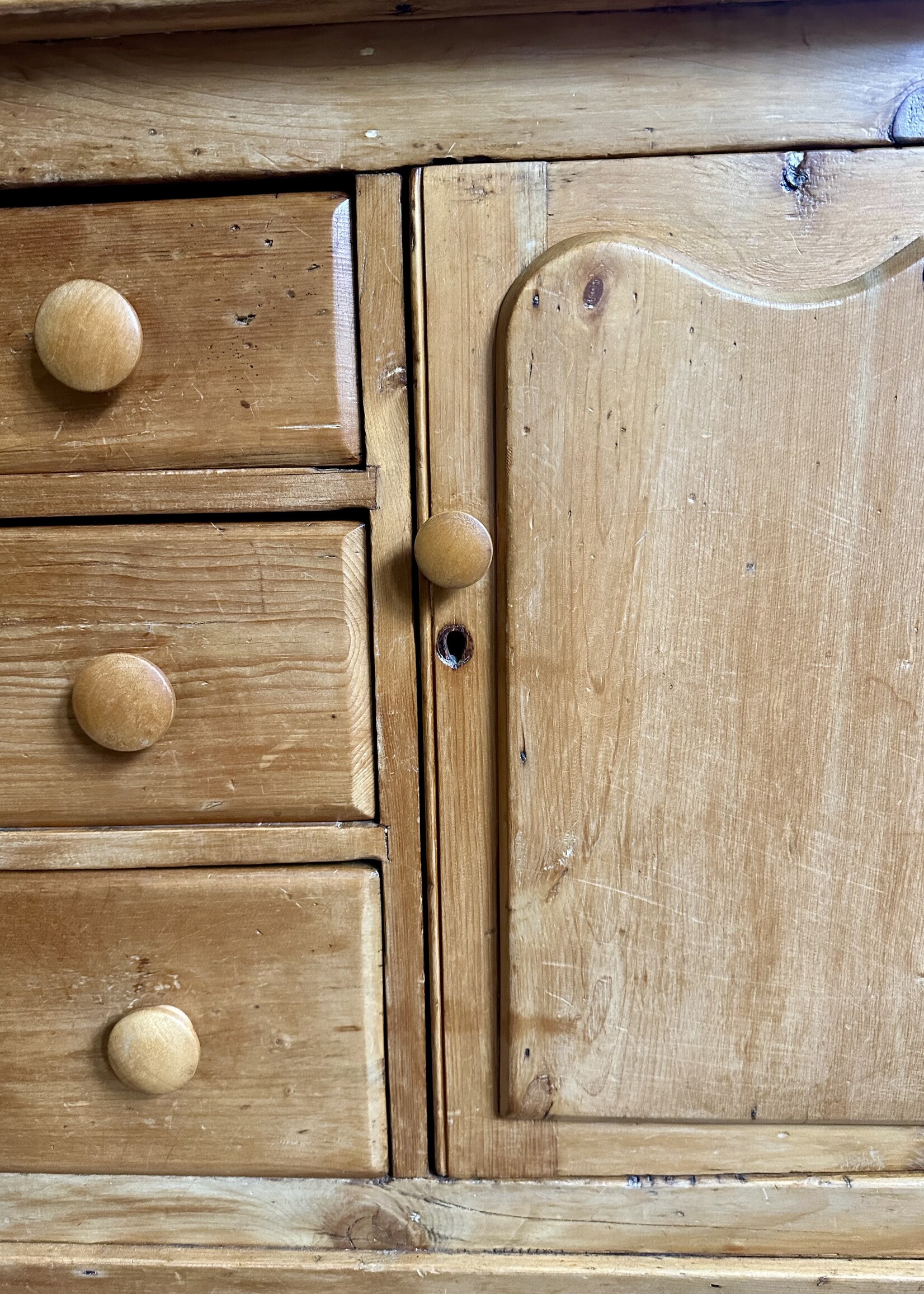 Eastern Canada Sideboard, Pine