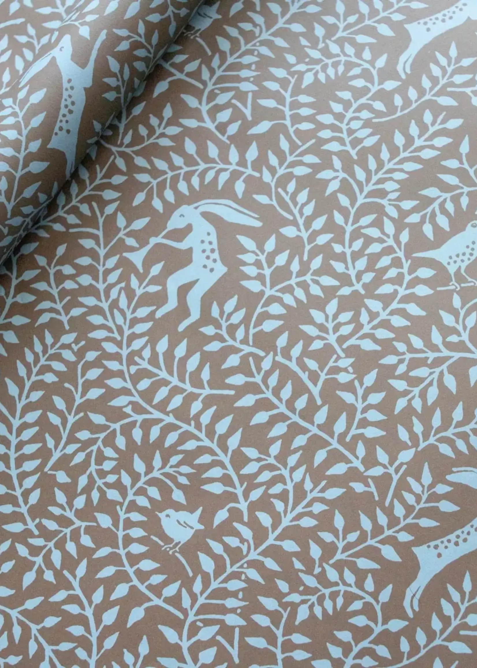 Cambridge Imprint Patterned Paper Dancing Hare Bronze