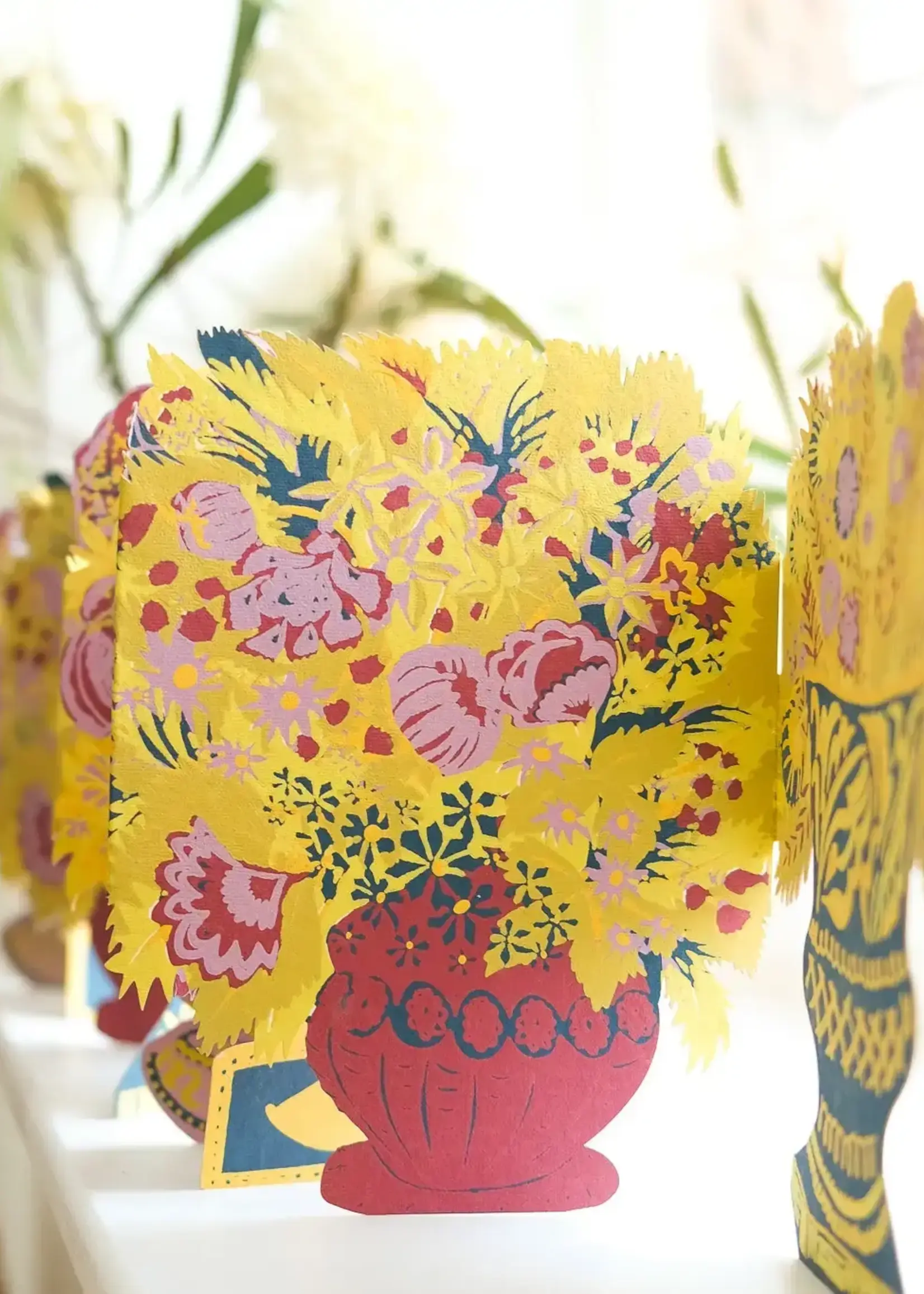 East End Press East End Press, Bloomsbury Floral Vases Concertina