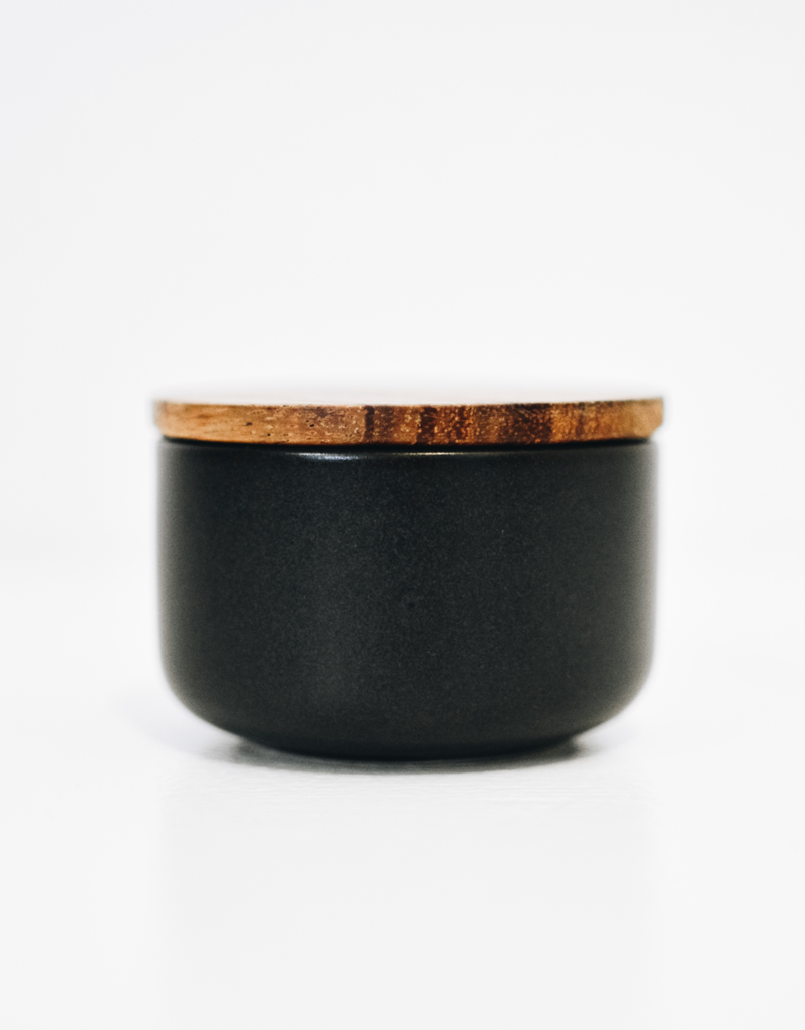 XSmall Black Stoneware Container with Acacia Lid D2.75" H2"