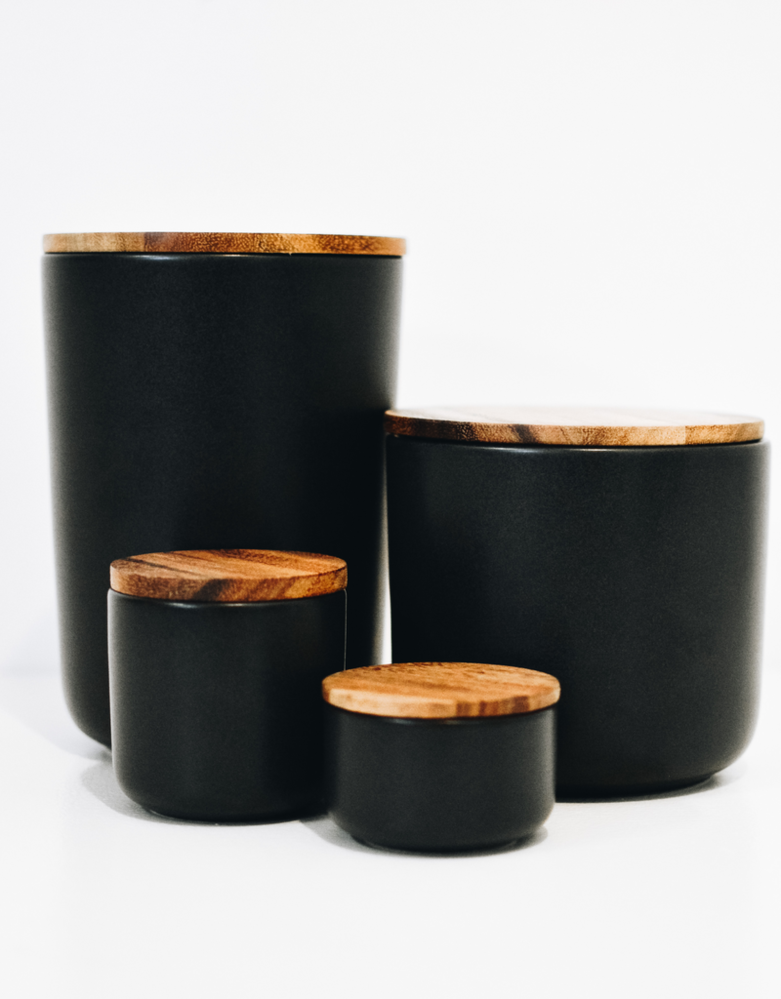 XLarge Black Stoneware Container with Acacia Lid D5.25" H7.75"