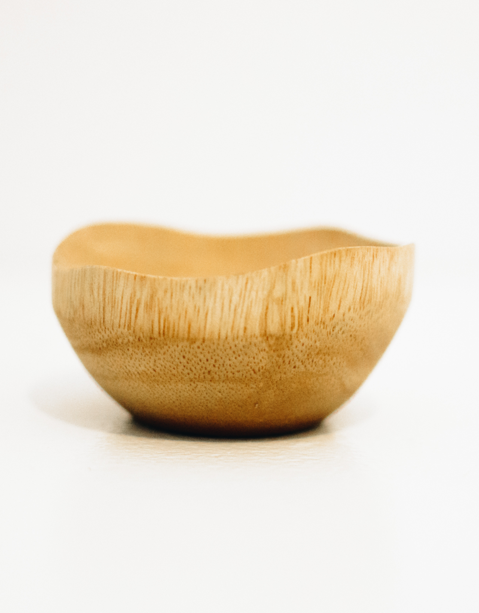 Mini Kiln Mango Wood Bowl with Wave Edge D3"