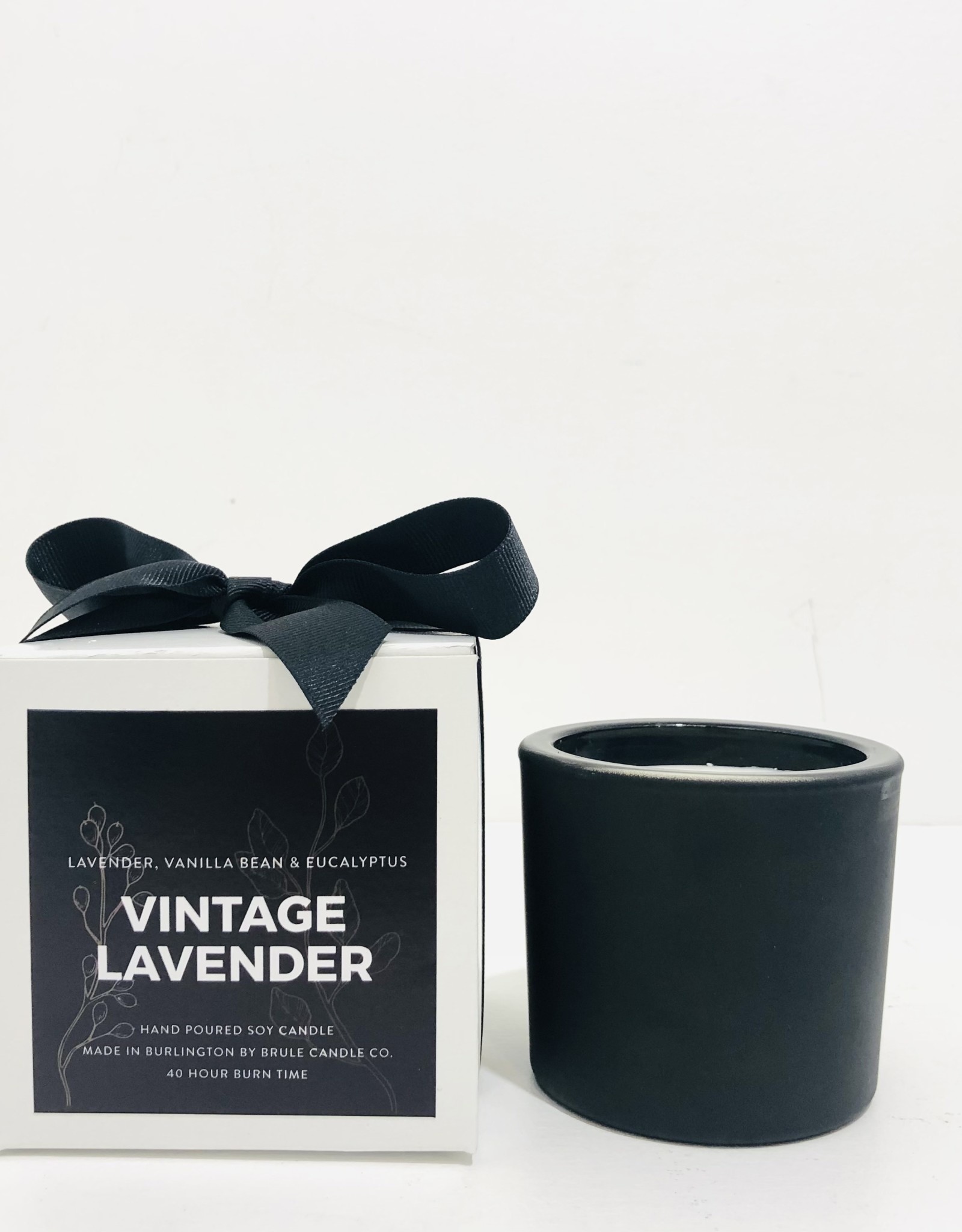 Brule Vintage Lavender Candle - 8oz