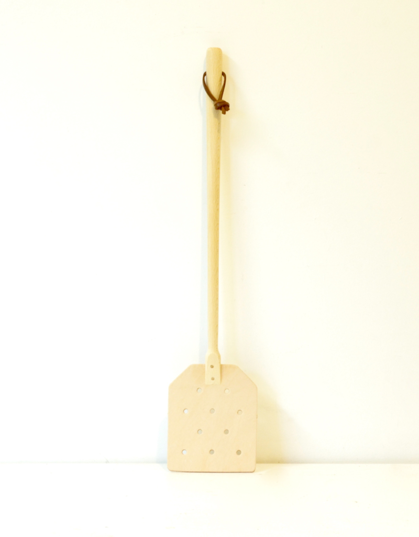 Beechwood Handled Fly Swatter