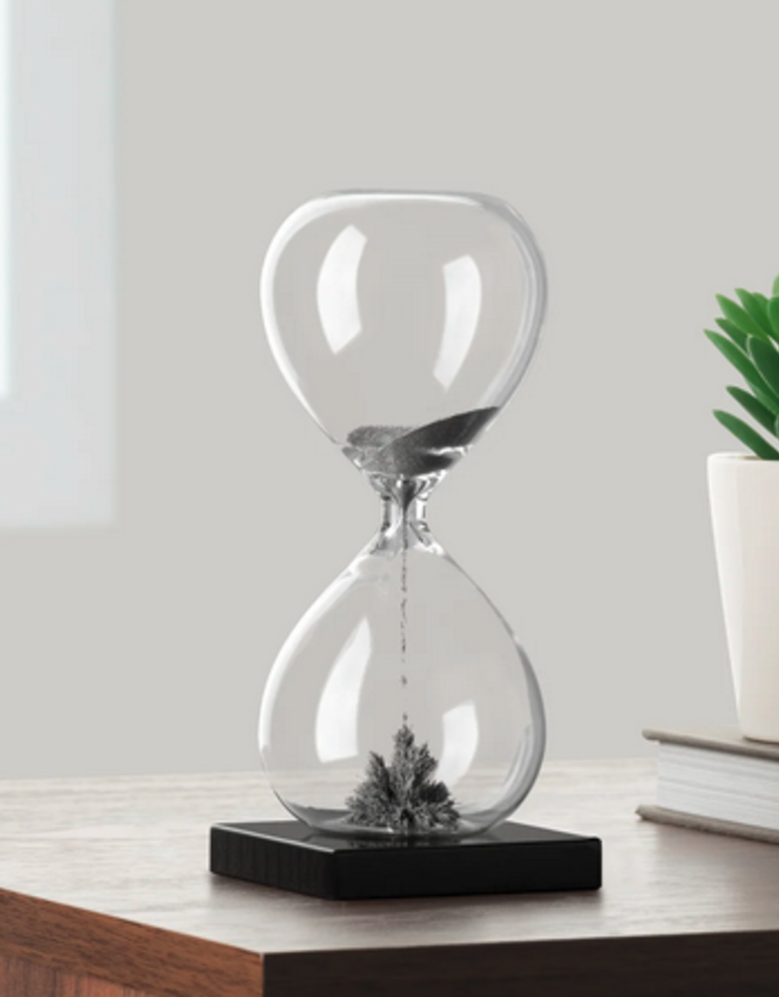 30 Second Magnetic Sand Hourglass H6.5"
