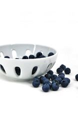 White Round Berry Basket D5"