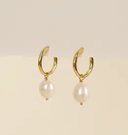 Pearl Drop Earring