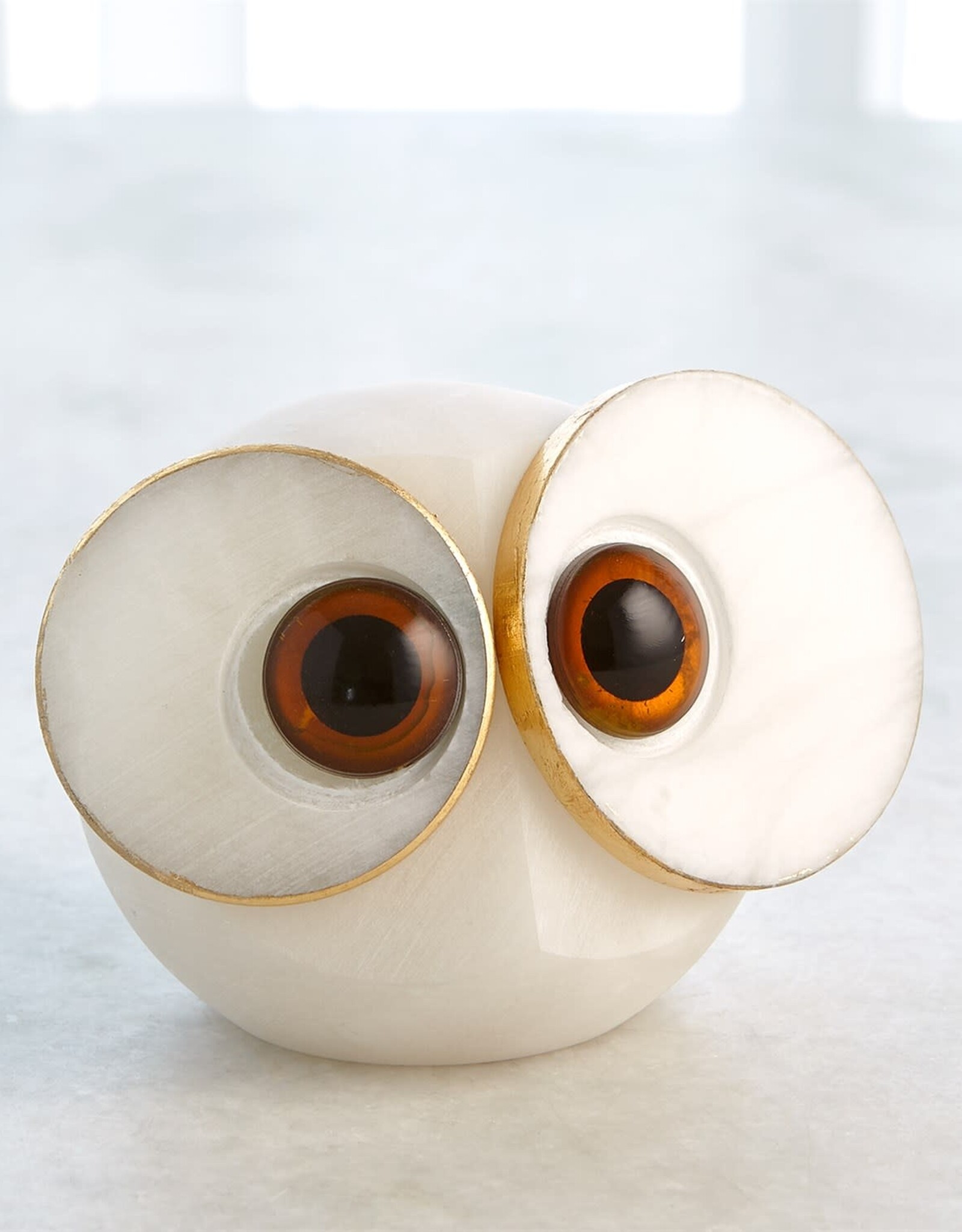 Medium Alabaster Big Eyed Owl H3.75"