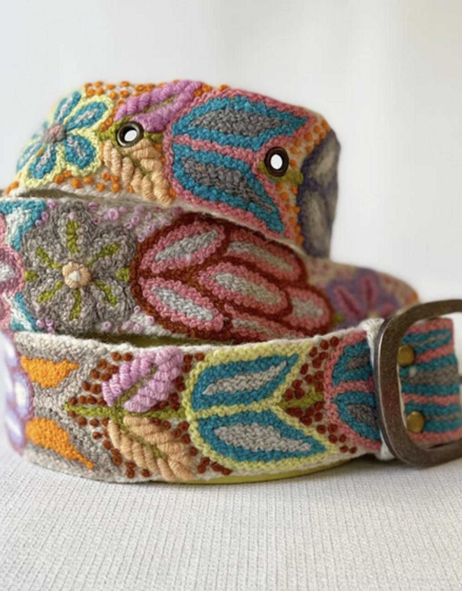 Medium Cream Folklorica Floral Embroidered Wool Belt