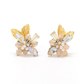 Botanist Stud Earrings - Creme