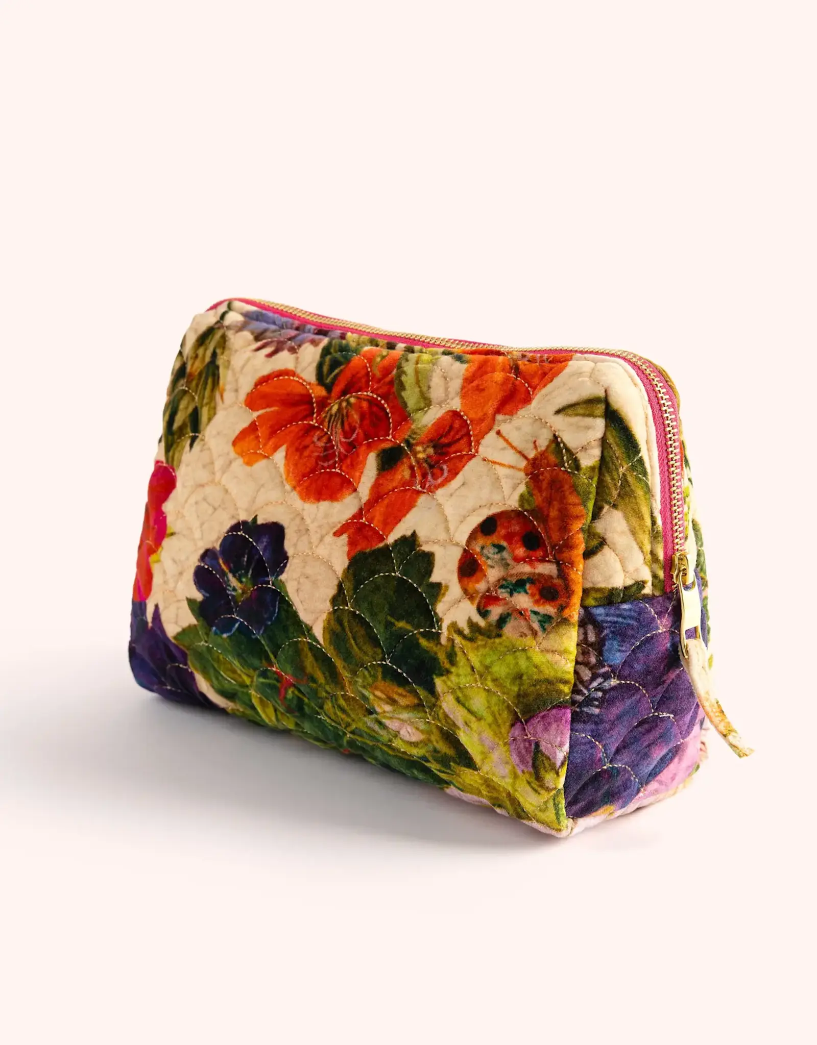 Cream Posy Quilted Wash Bag