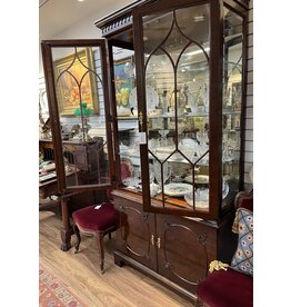 CENTURY LIGHTED CHINA CABINET W/ MIRROR BACK & GLASS SHELVES