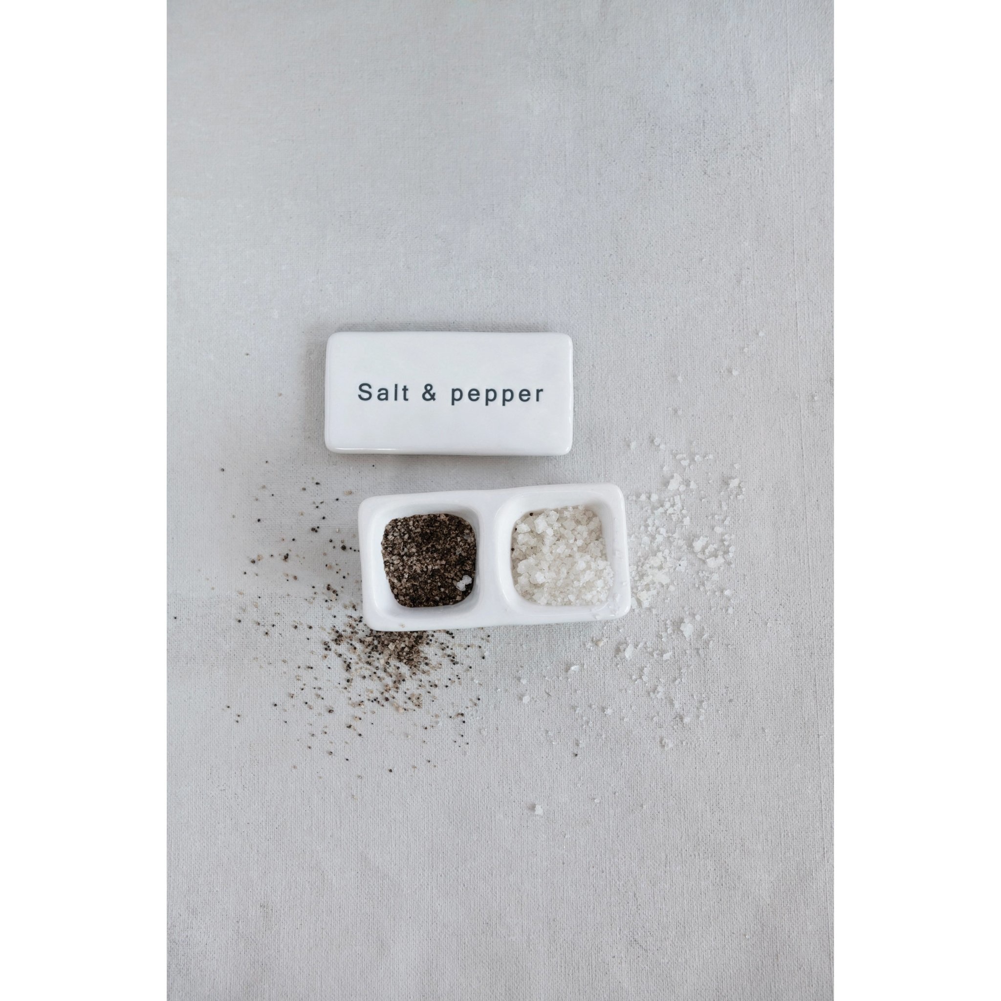 Stoneware Pinch Pot w/ Lid "Salt & Pepper", White & Black, 4" x 2"