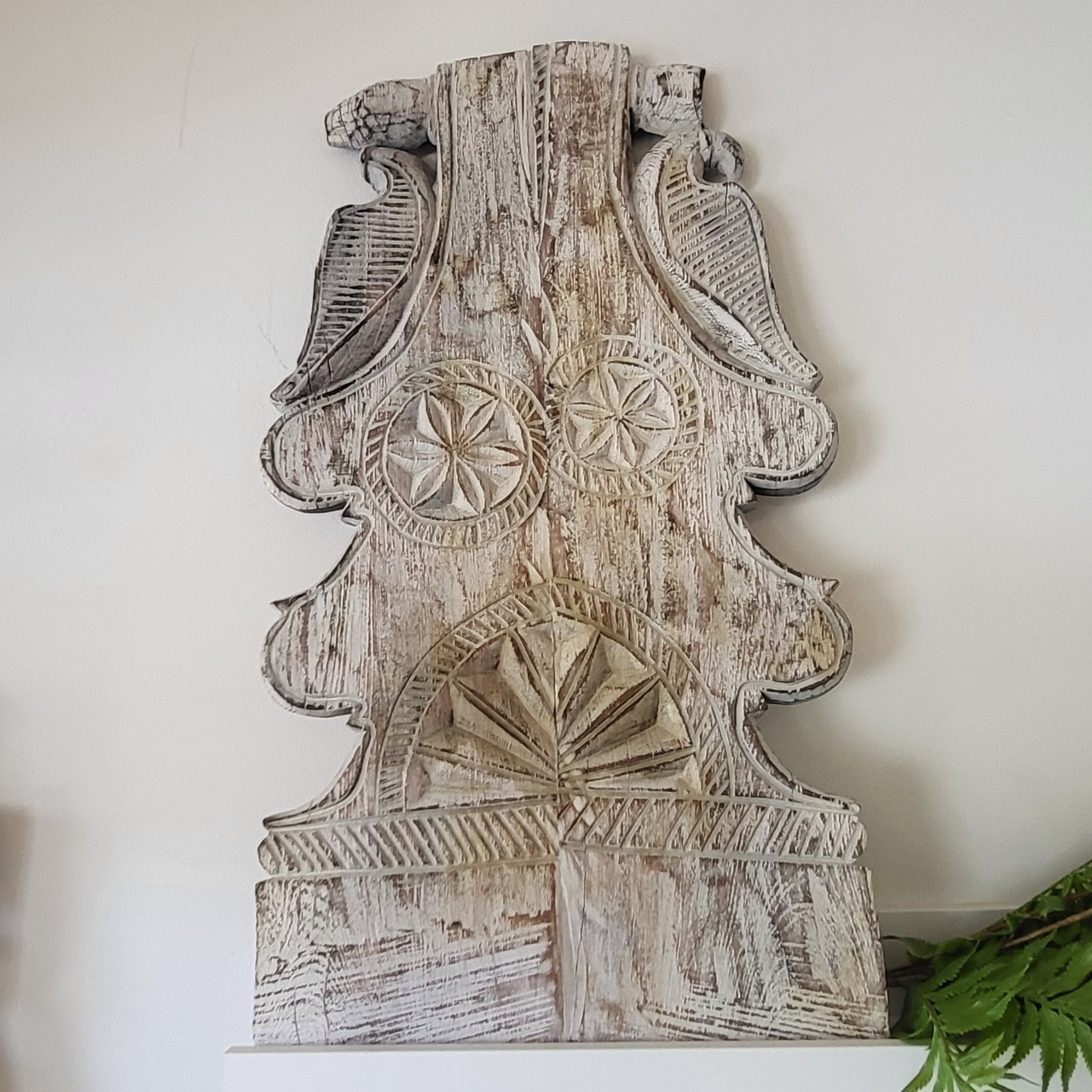 Architectural Salvage Wall Crest, Large, Available for local pick up