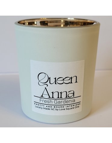 Love Square One Walnut + Main Candle, Queen Anna, 9 oz