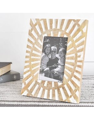 Carved Wood Photo Frame, 4x6"